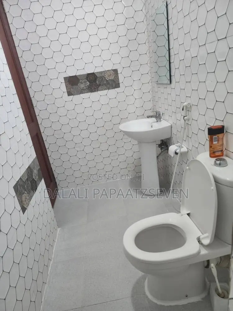 2bdrm Apartment in Dalalipapaatzseven, Kinondoni for rent