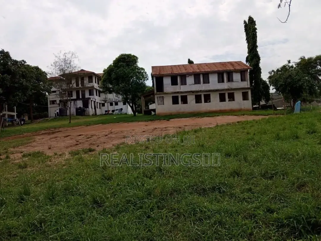 Mbezi Mwisho: Shule Inauzwa - Dar