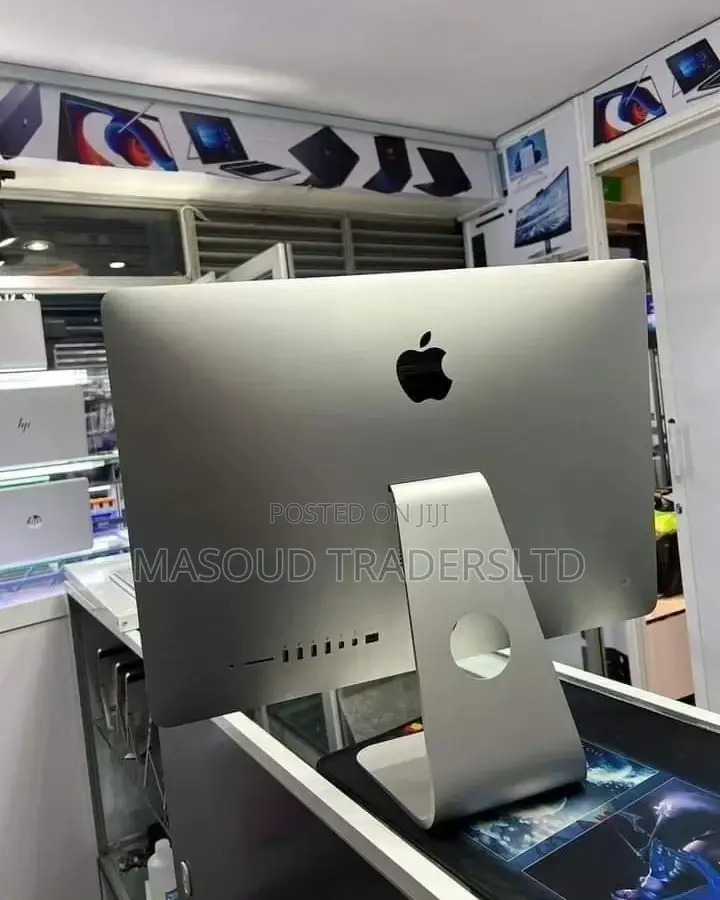 Desktop Computer Apple iMac 8GB Intel Core I7 HDD 1T