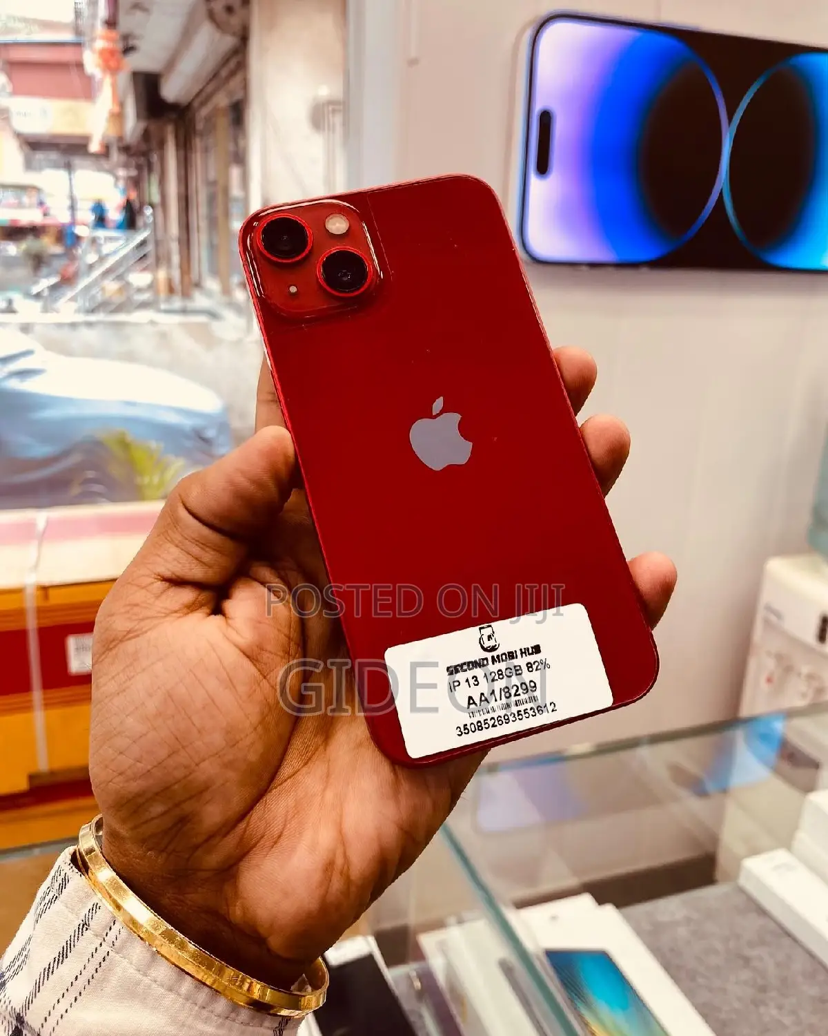 New Apple iPhone 13 128 GB Red