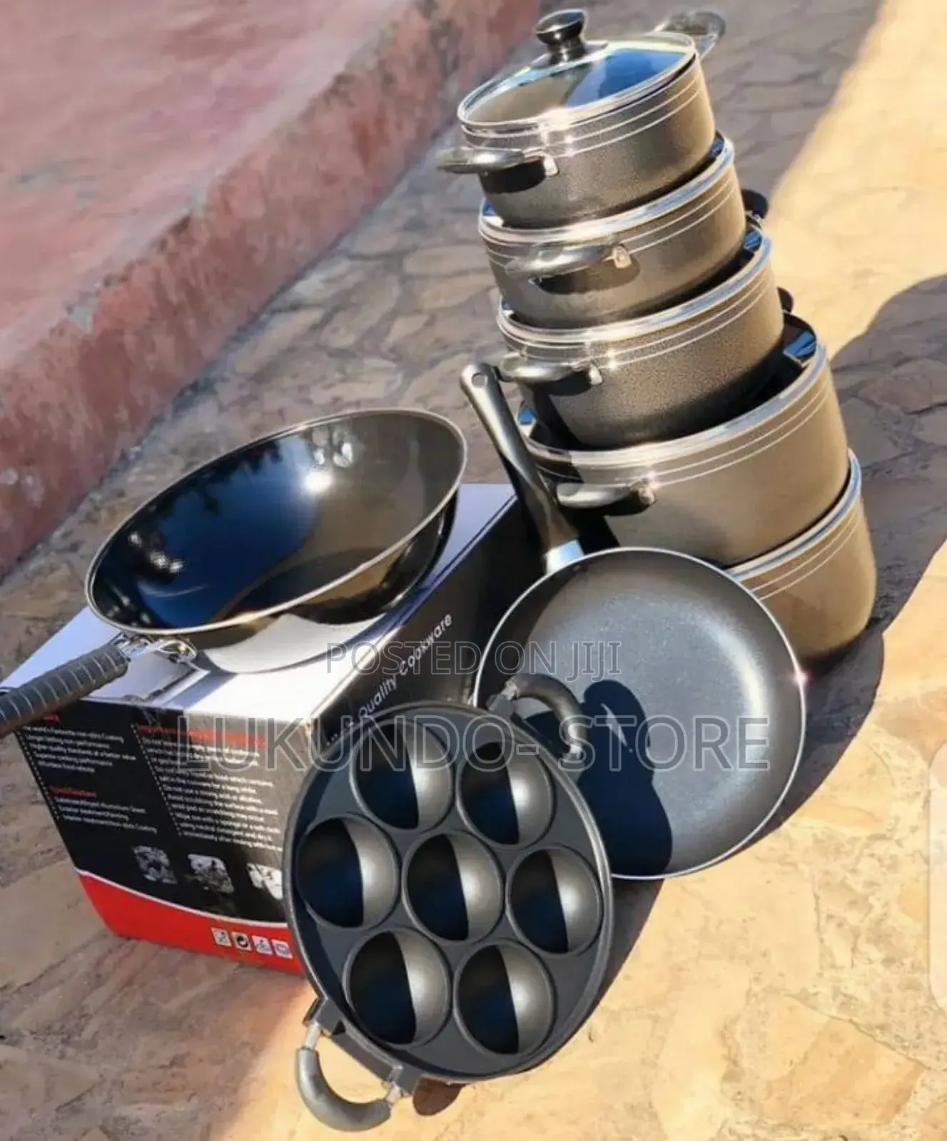 Non Stick Cookware Set