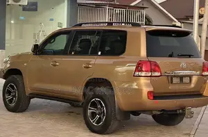 Toyota Land Cruiser 4.5 V8 TD STD 2010 Gold