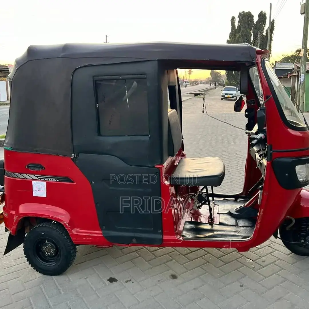 TVS 2022 Red