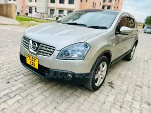Nissan Dualis 2010 Silver