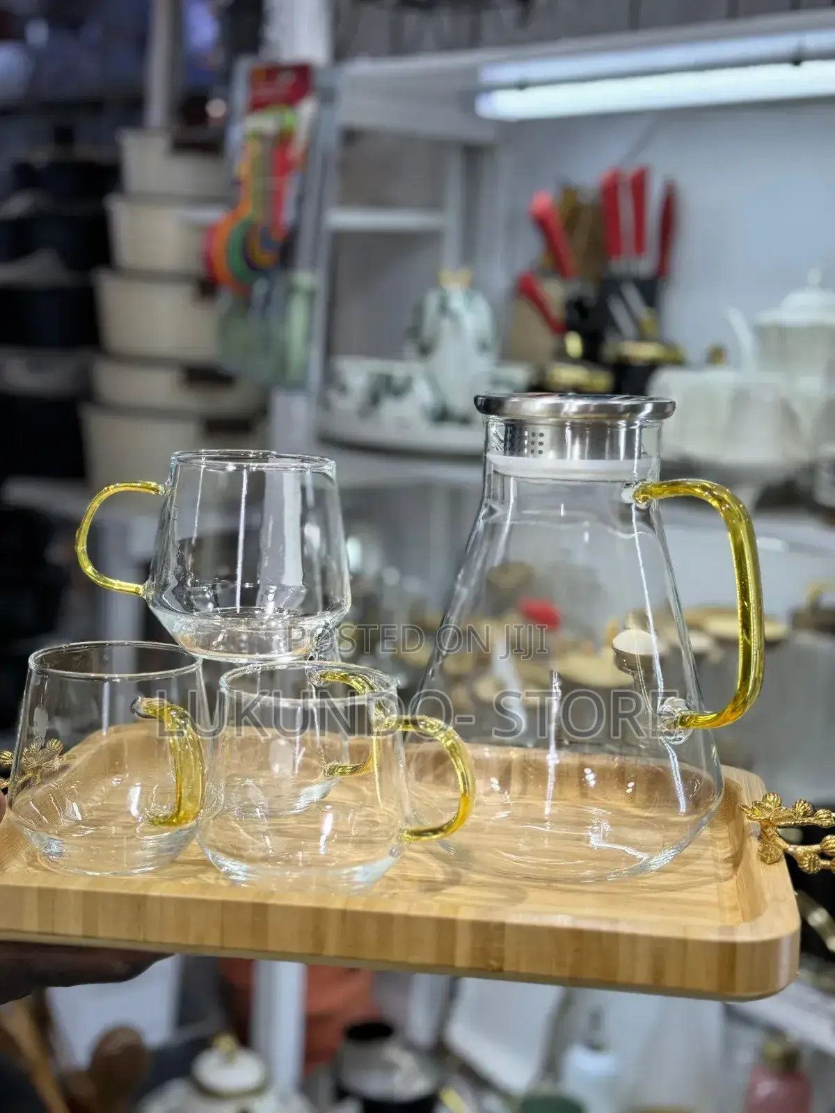 Jug With 4 Glass