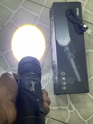 Torch Kubwa Mwanga Mkubwa Na Power Bank Umbali 500m