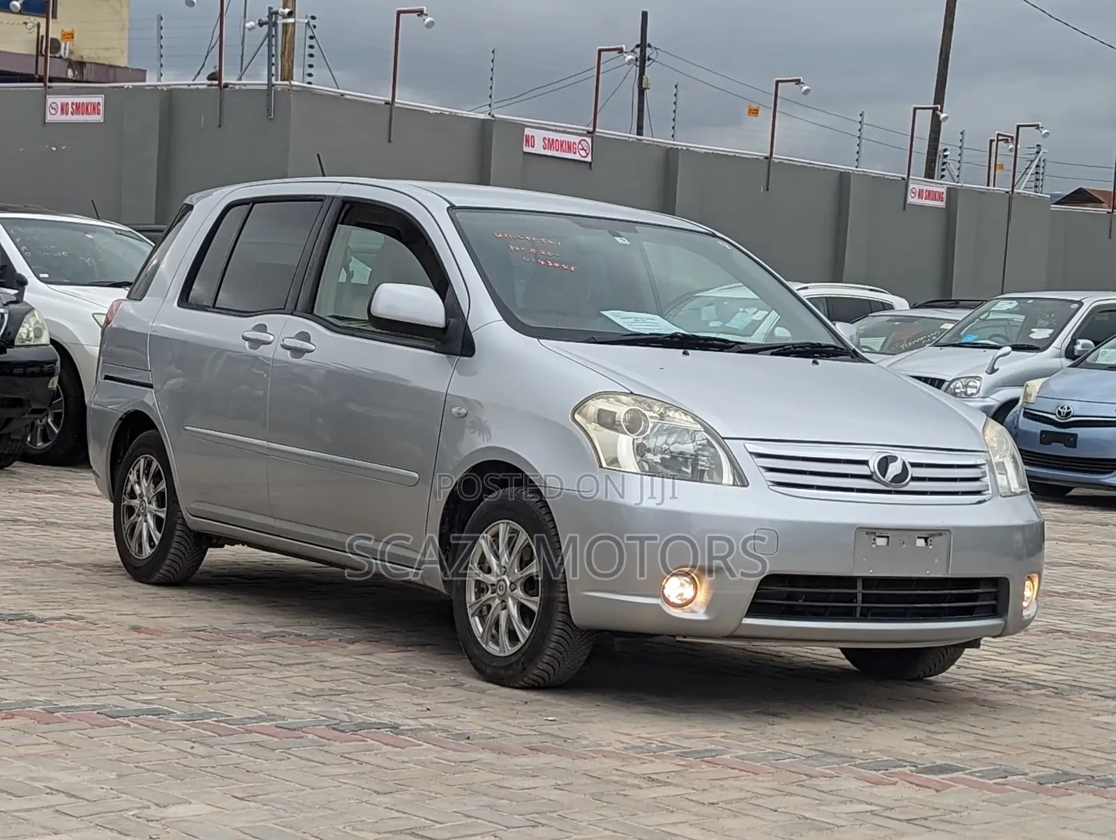 Toyota Raum 2011 Silver