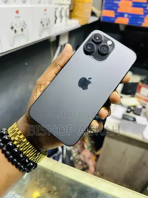 Photo - Apple iPhone 14 Pro Max 128 GB Black