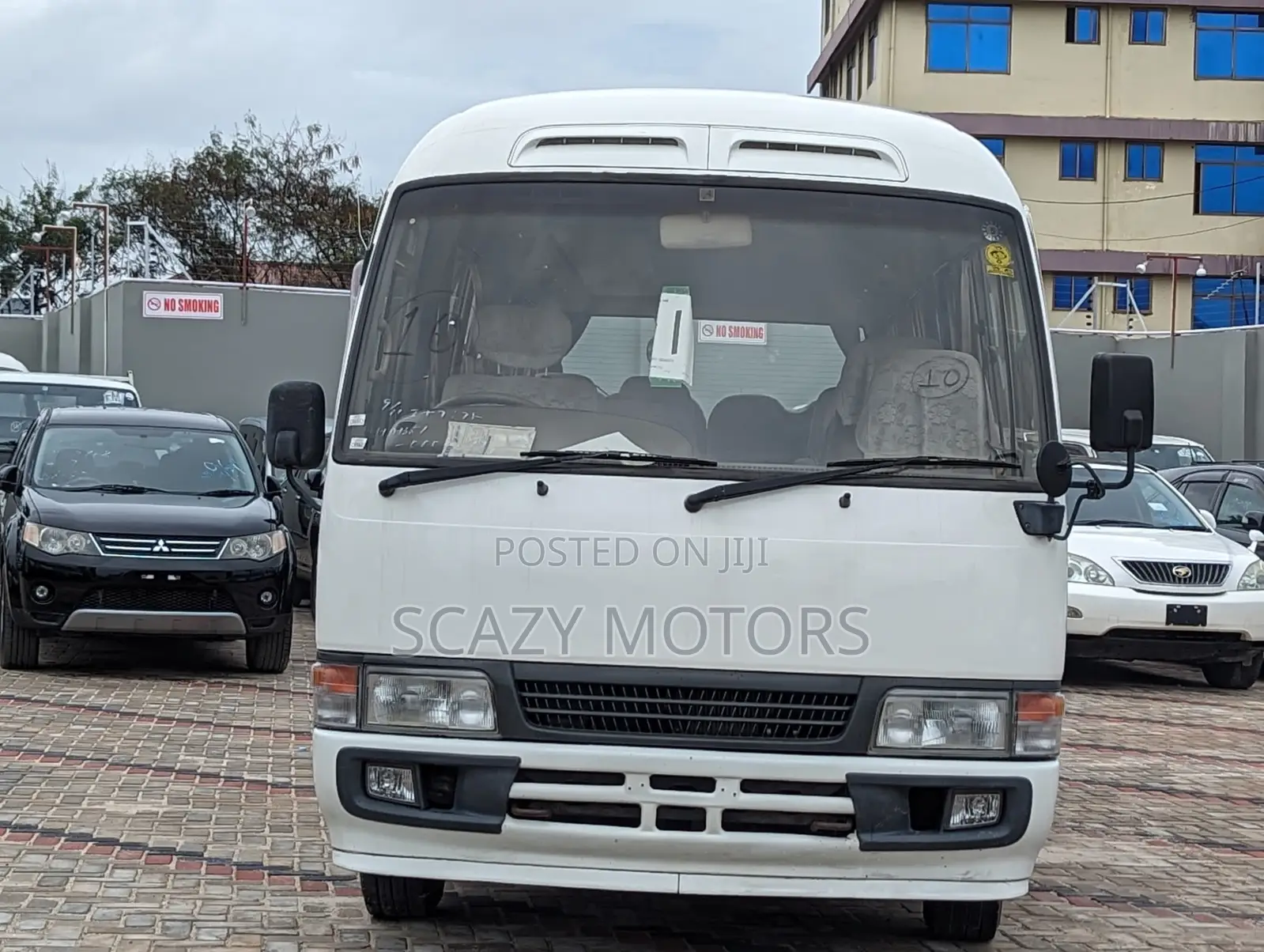 Toyota Coaster 2002 White