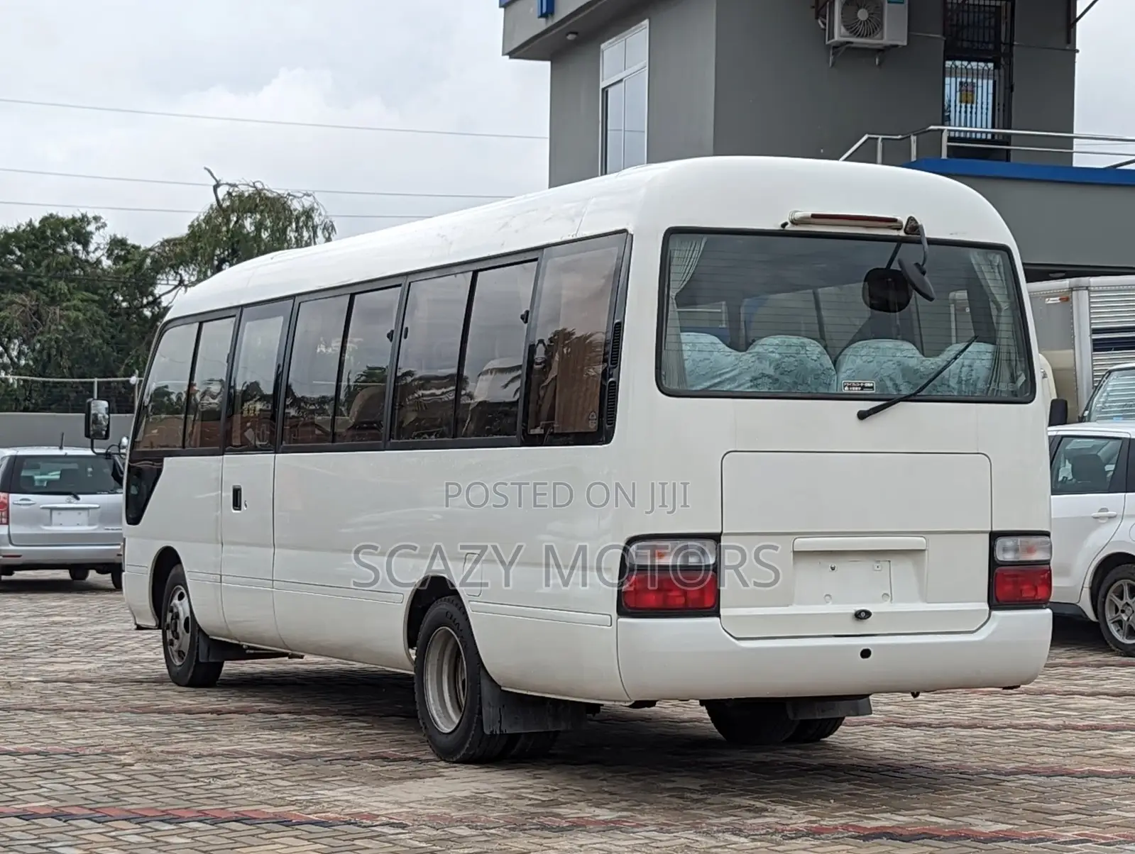 Toyota Coaster 2002 White