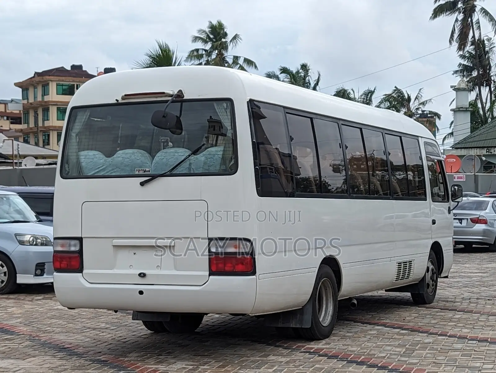 Toyota Coaster 2002 White