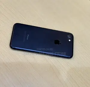 Apple iPhone 7 32 GB Black