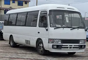 Toyota Coaster 2003 White