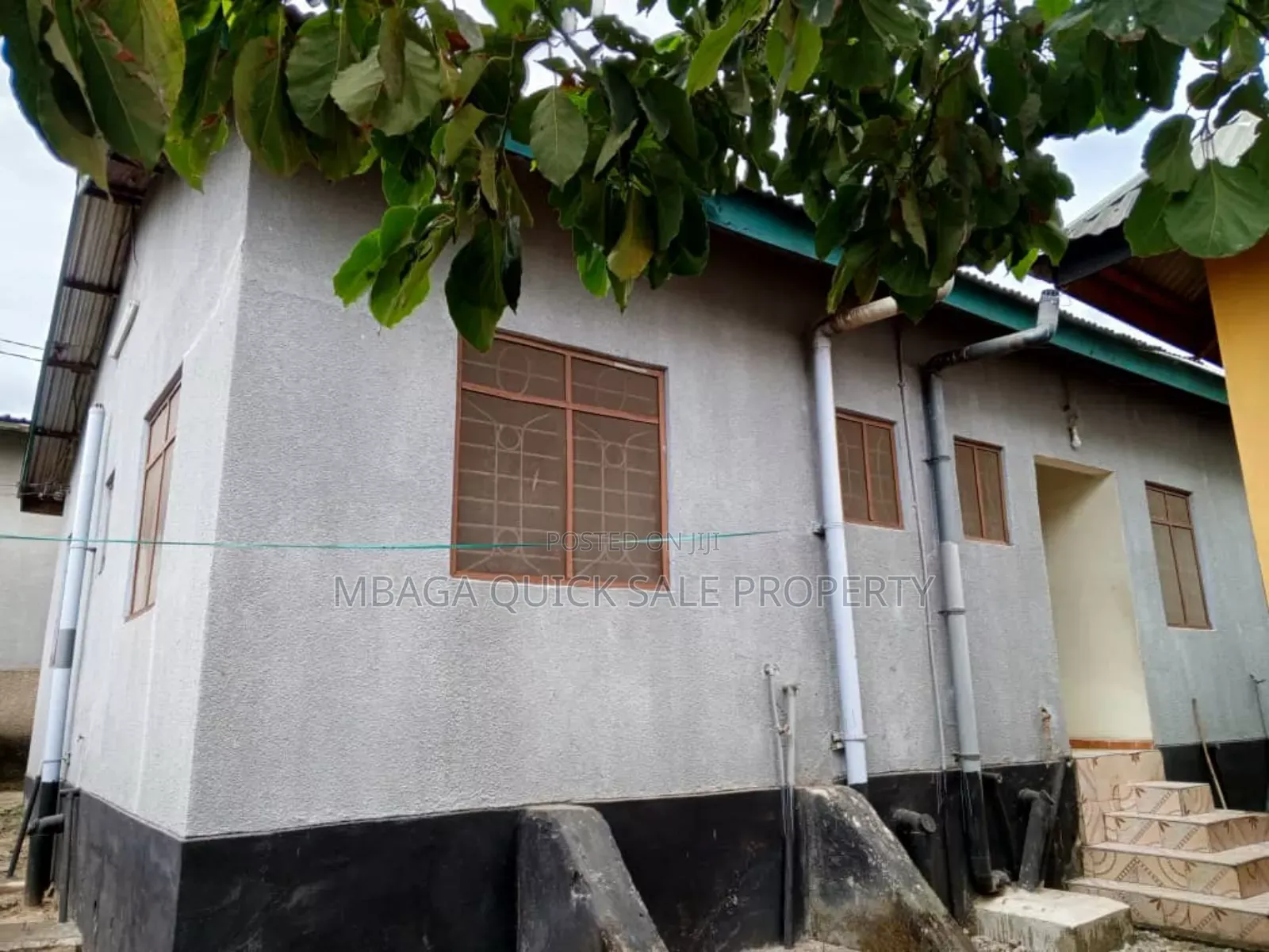 6bdrm House in Mbezi Mwisho Center for sale