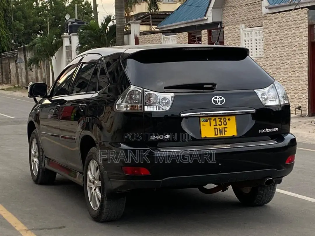 Toyota Harrier 2005 Black