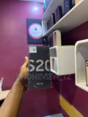 New Samsung Galaxy S20 128 GB Black