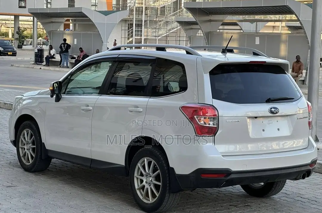 Subaru Forester 2014 White