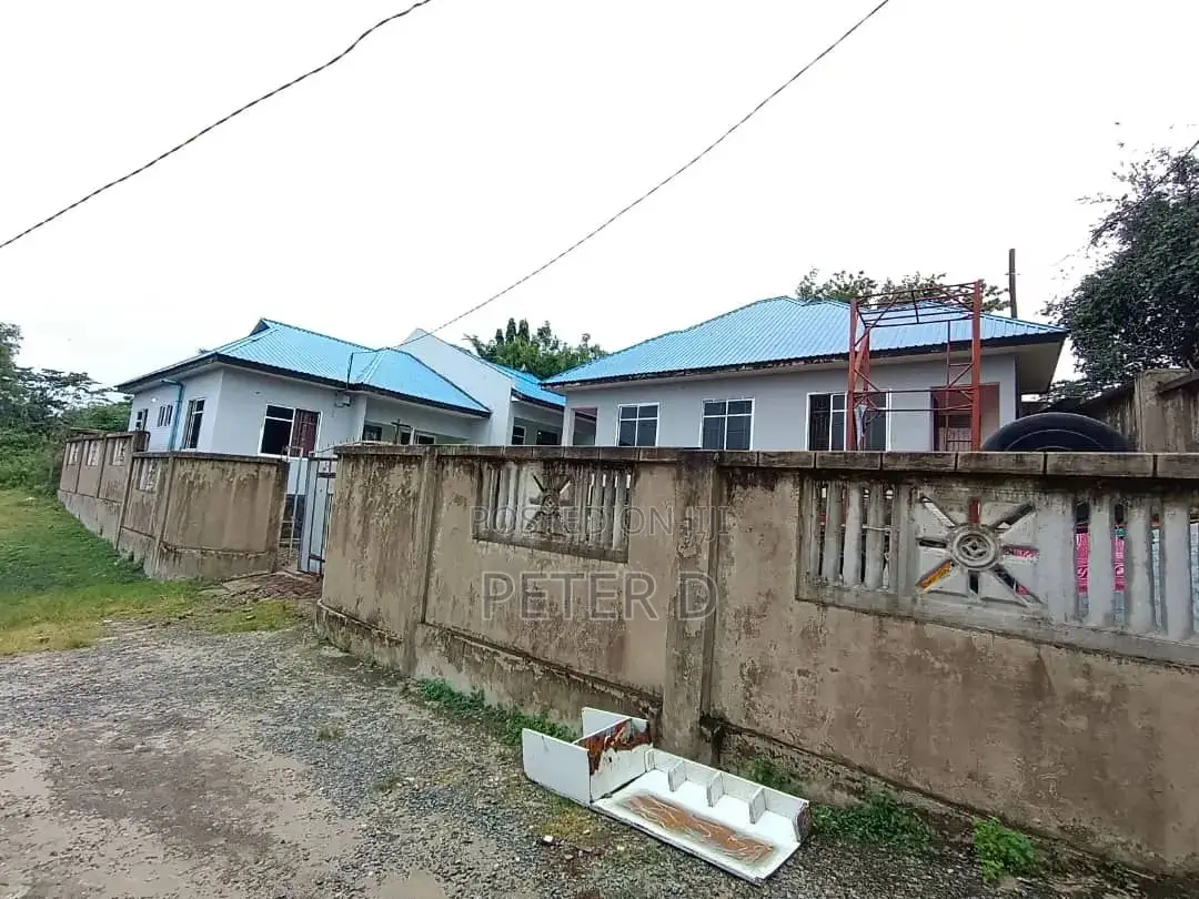2bdrm Shared Apartment in Kimara for rent