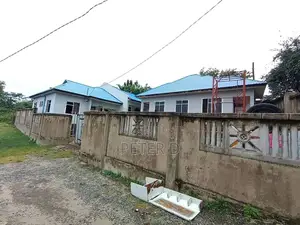 2bdrm Shared Apartment in Kimara for rent