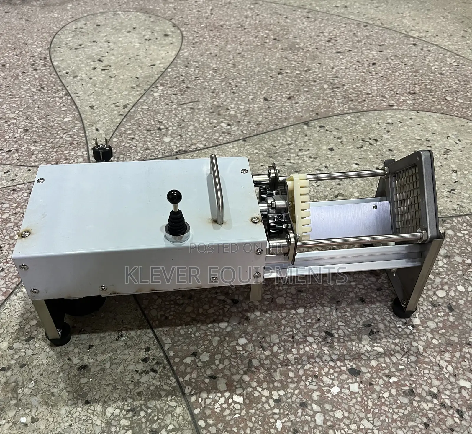 Electric Chips Cutting Machine