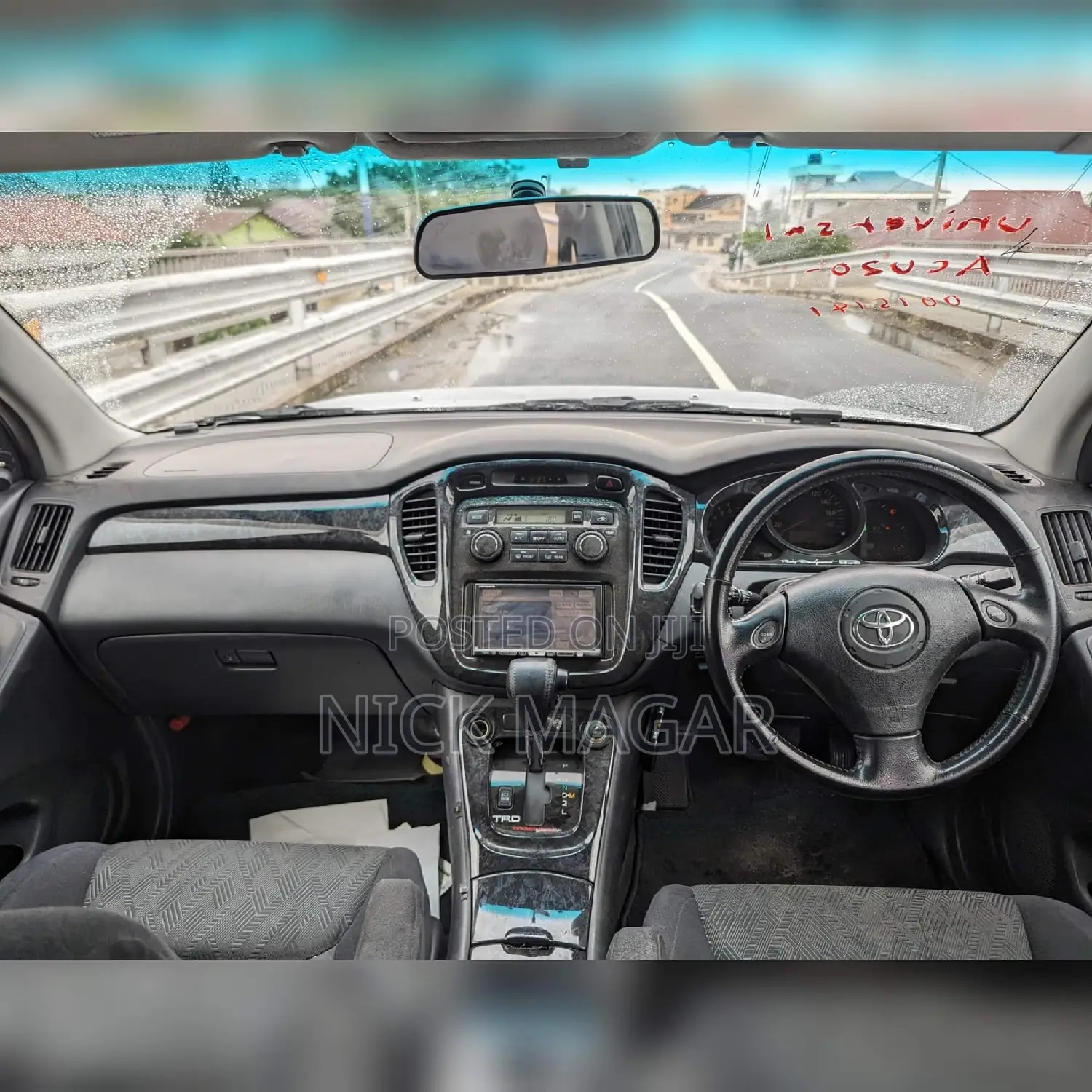 Toyota Kluger 2002 Silver