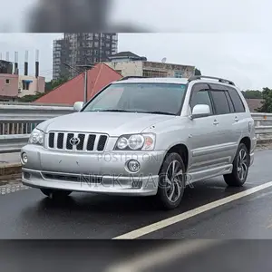 Toyota Kluger 2002 Silver