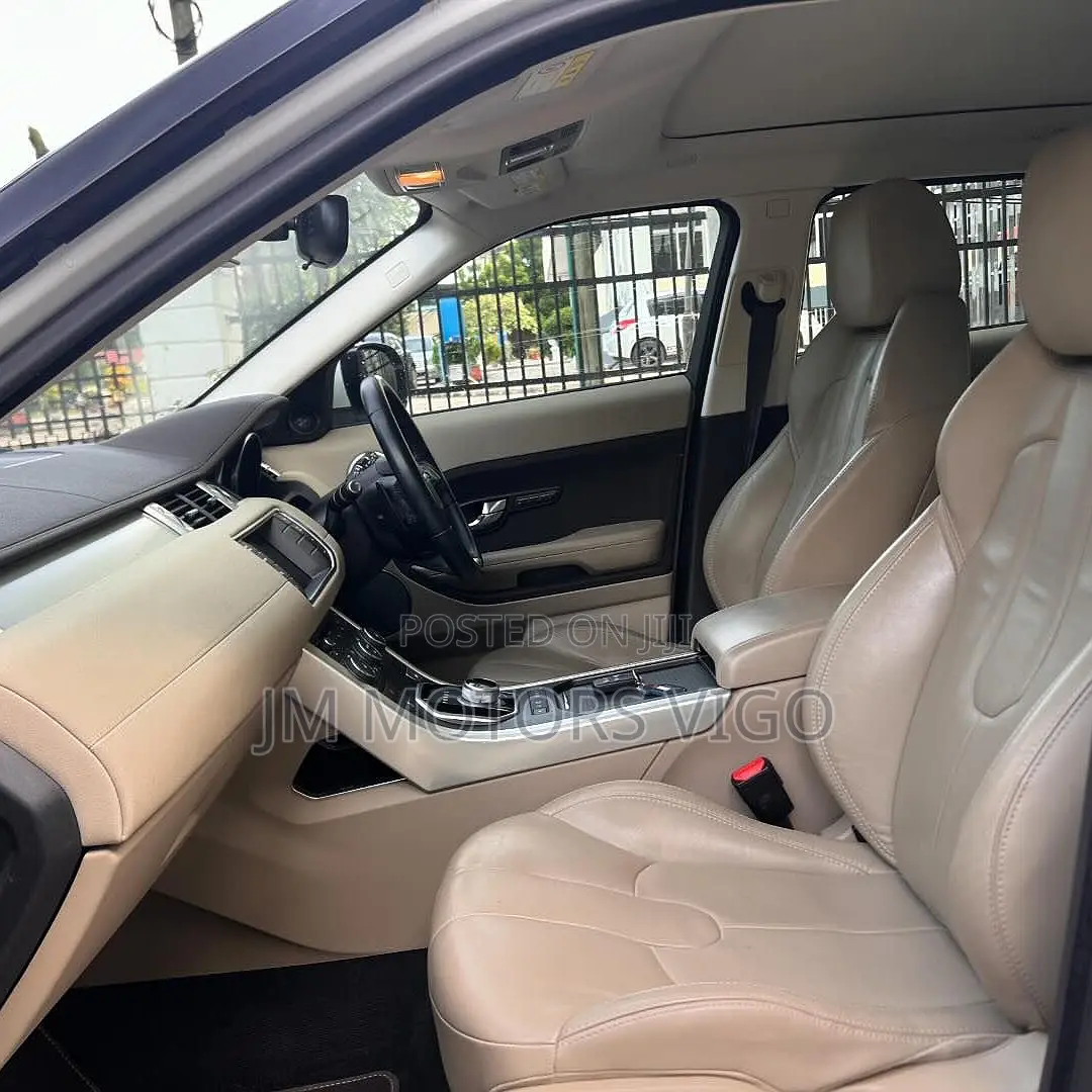 Land Rover Range Rover Evoque 2015 Pearl