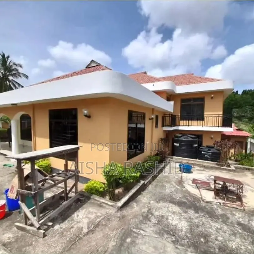 6bdrm House in Kimara for sale