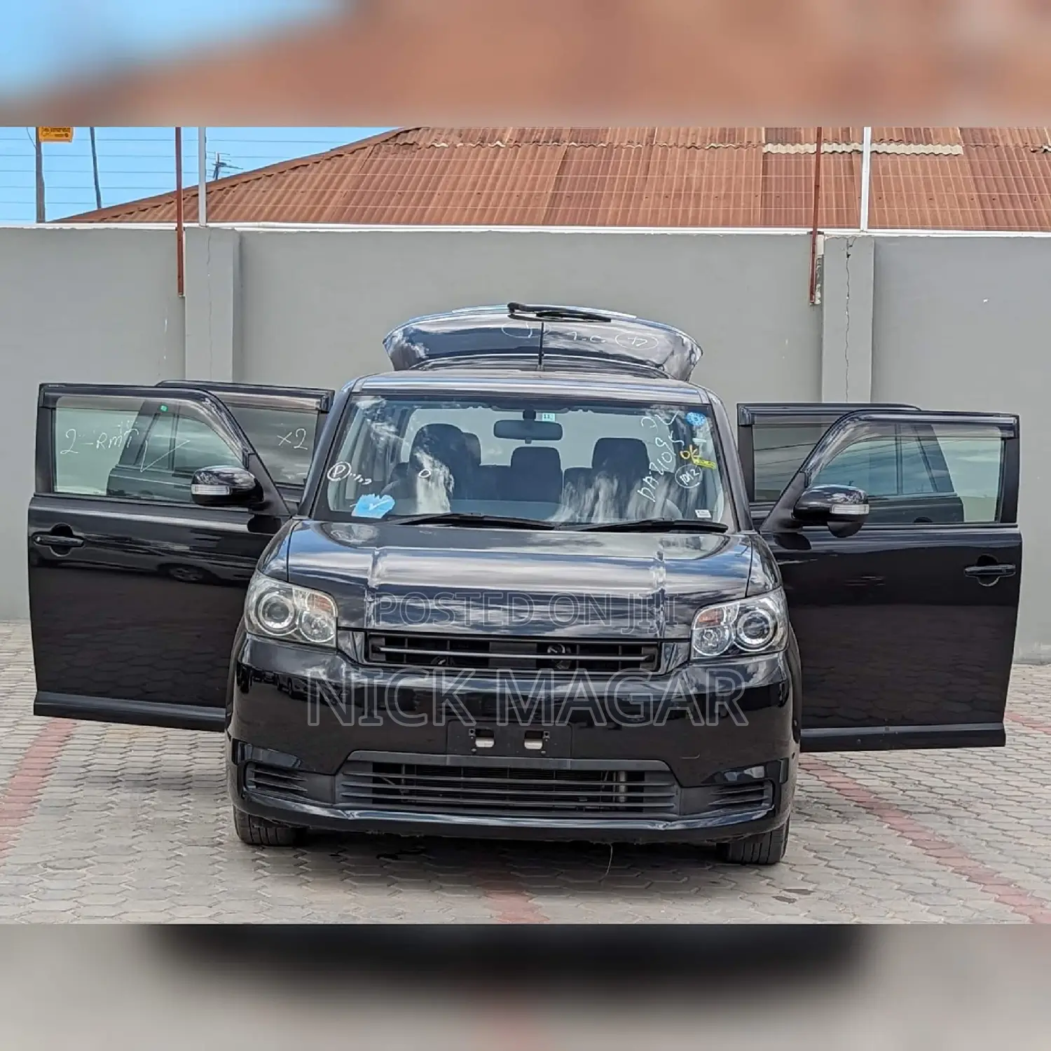 Toyota Corolla Rumion 2012 Black