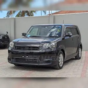 Toyota Corolla Rumion 2012 Black