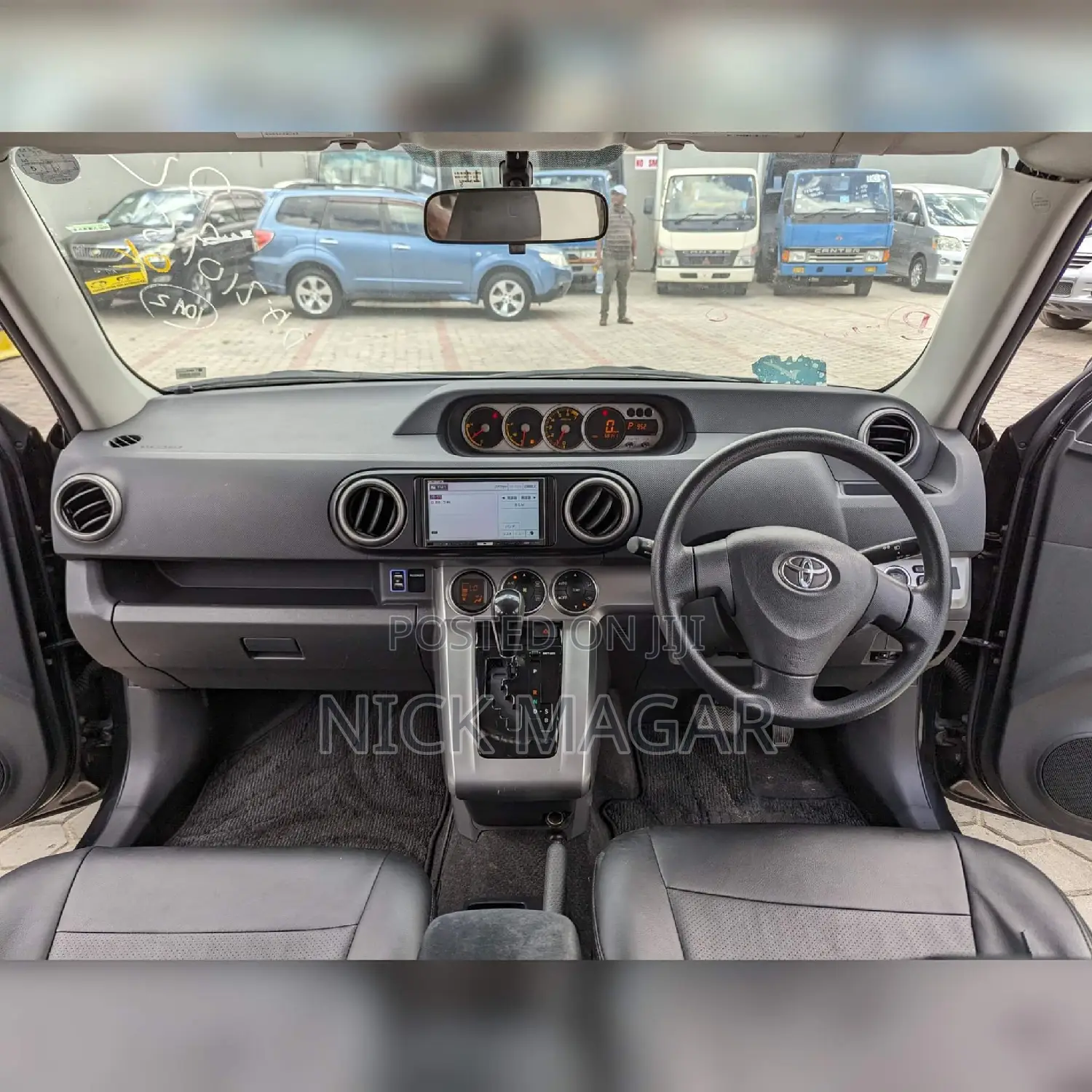 Toyota Corolla Rumion 2012 Black