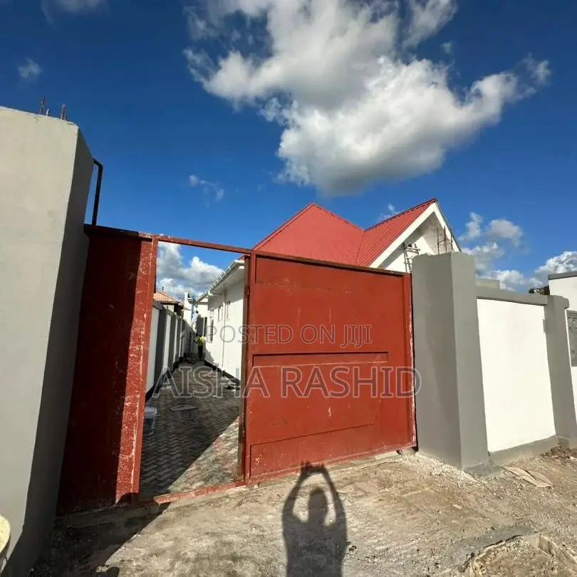 1bdrm Apartment in Kimara for rent