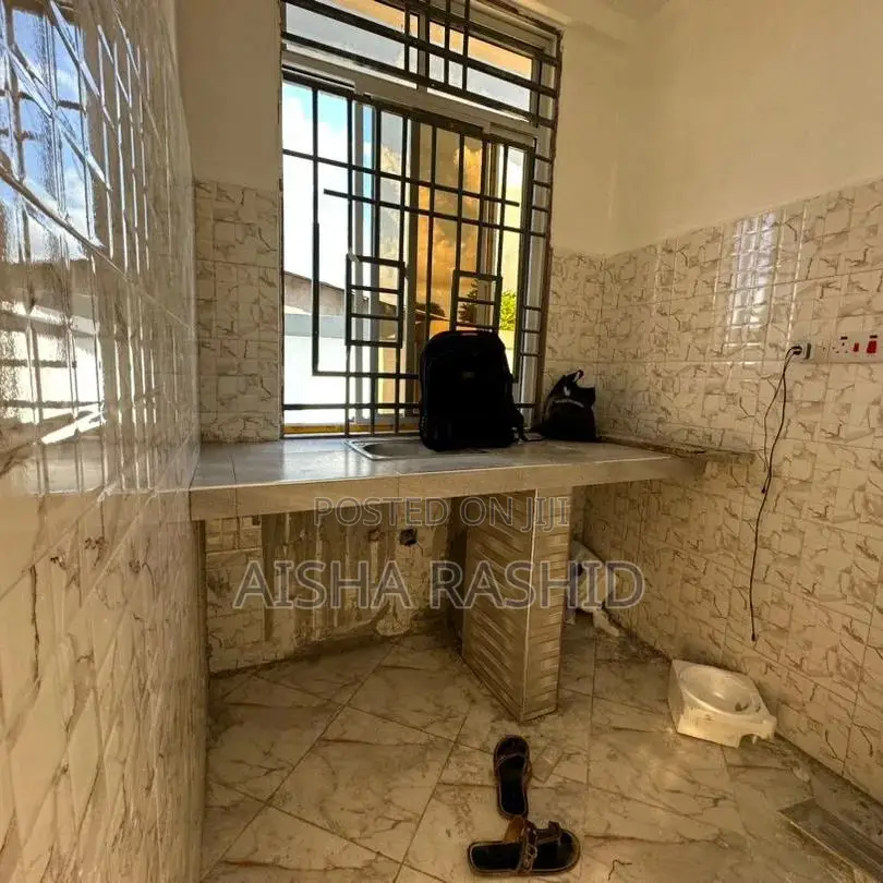 1bdrm Apartment in Kimara for rent