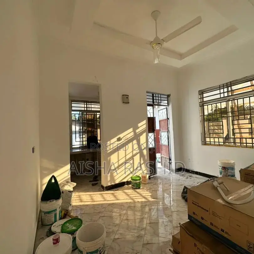 1bdrm Apartment in Kimara for rent
