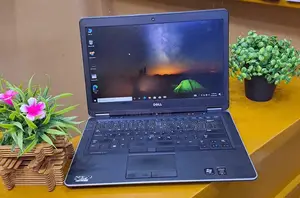 Laptop Dell Latitude 7440 4GB Intel Core I5 HDD 500GB