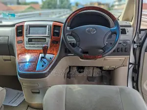 Toyota Alphard 2004 Silver