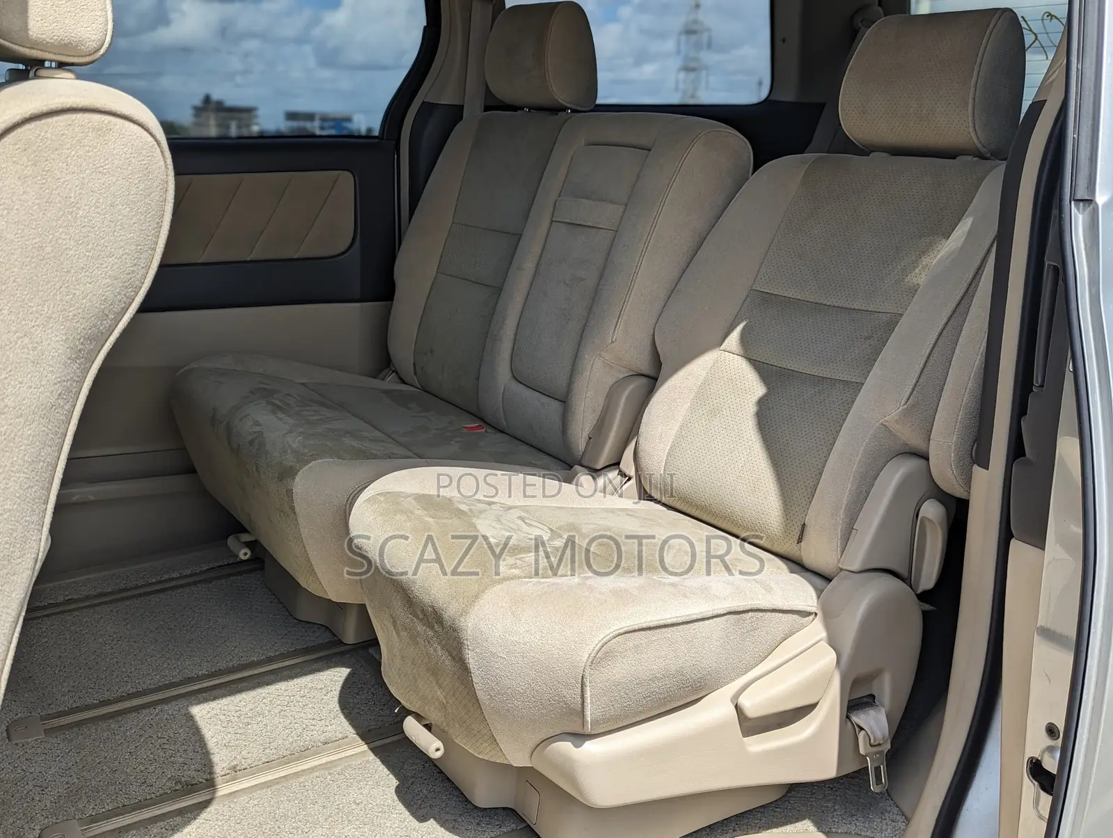 Toyota Alphard 2004 Silver