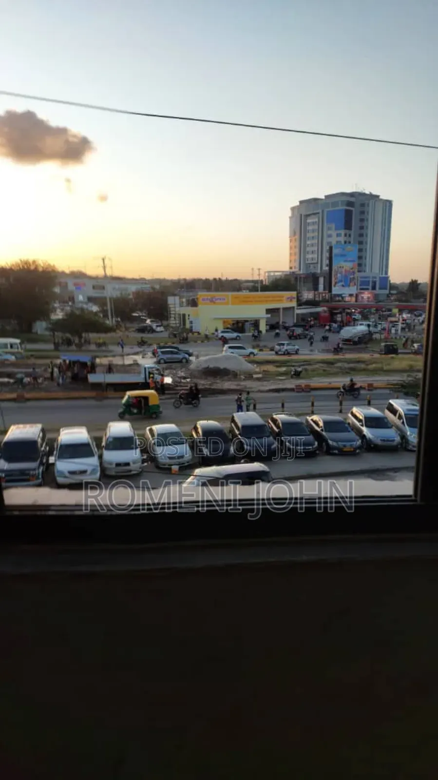 Ghorofa La Kibiashara Linauzwa Bilion 4 Mulimani City Kinond