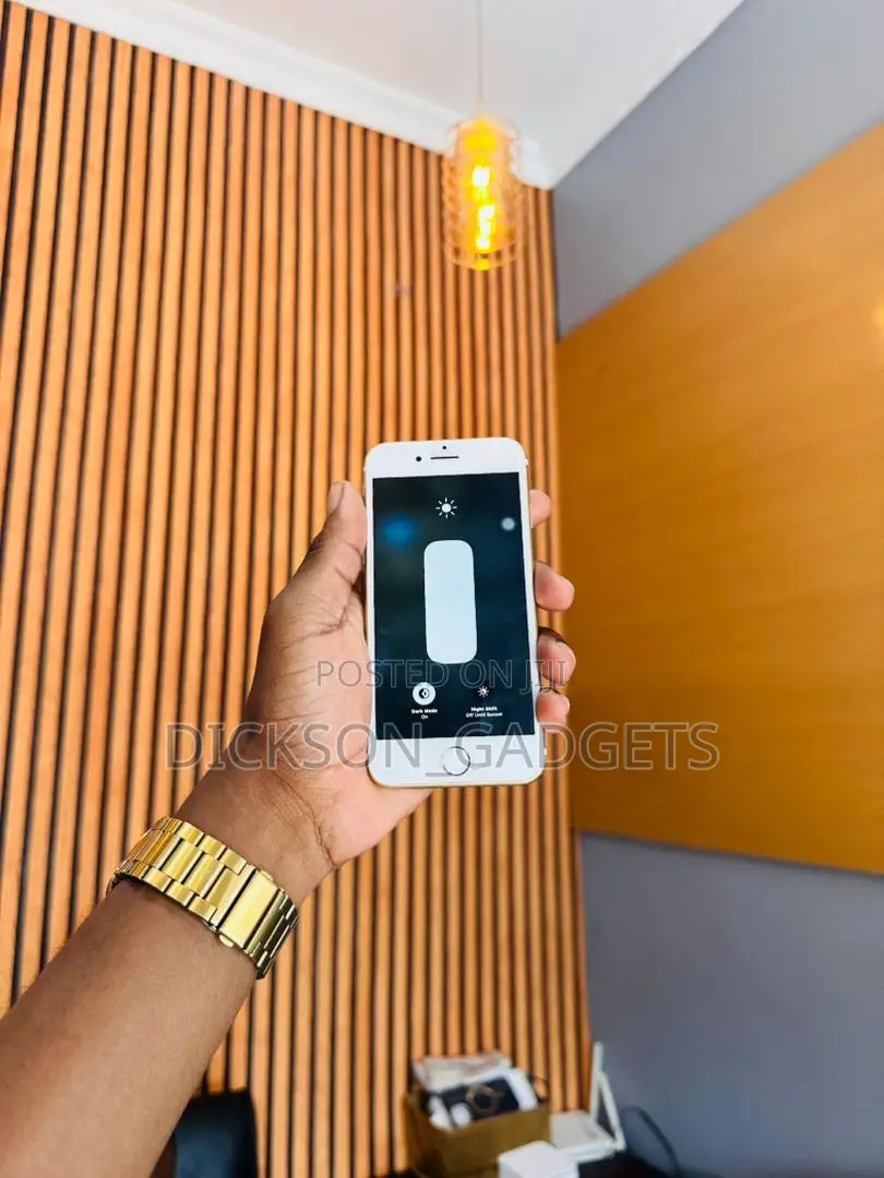 Apple iPhone 7 32 GB Gold