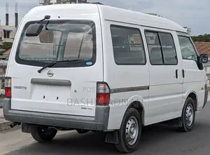 Nissan Vanette 2004 White