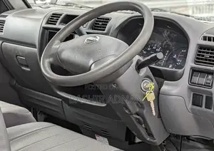 Nissan Vanette 2004 White