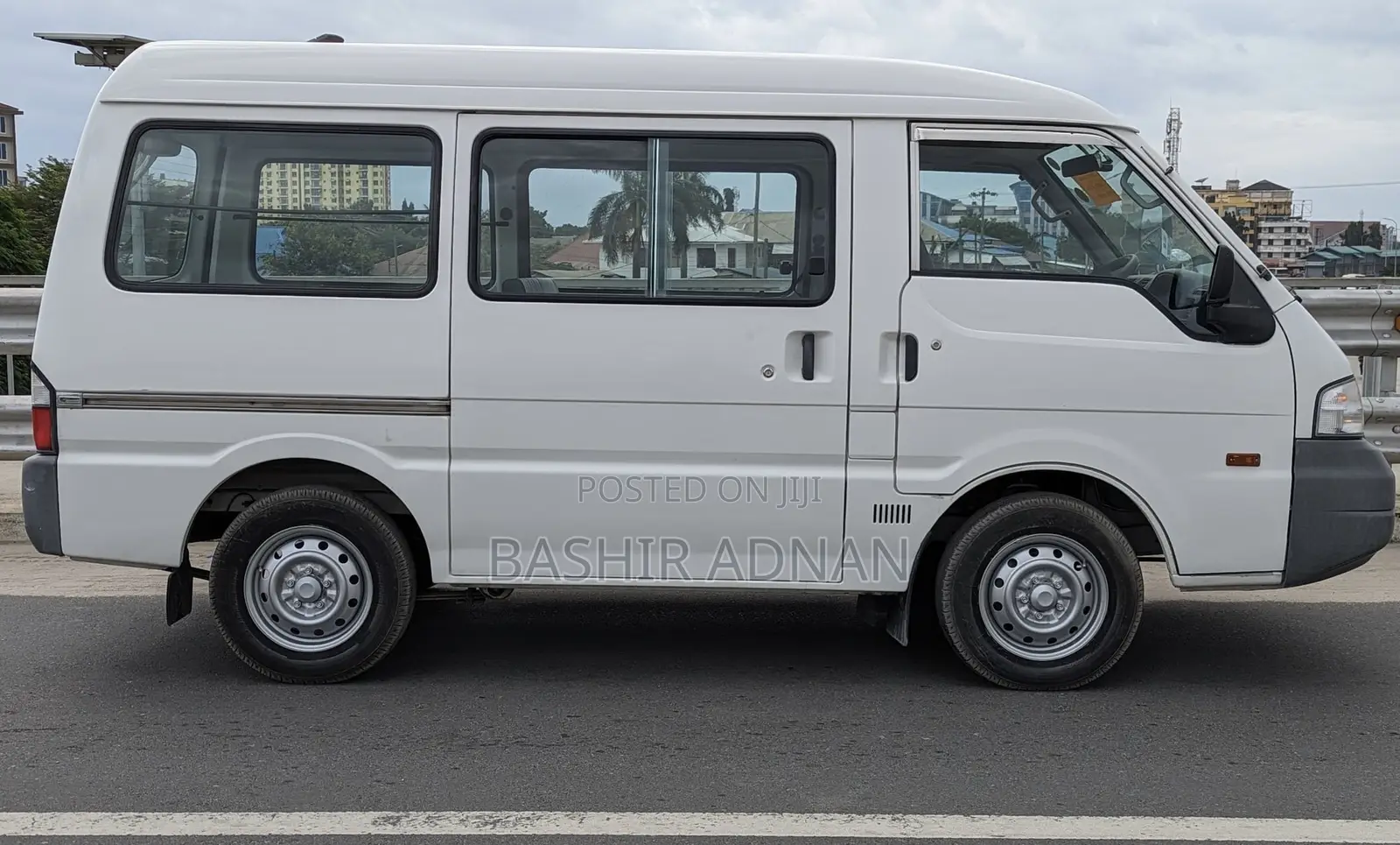Nissan Vanette 2004 White