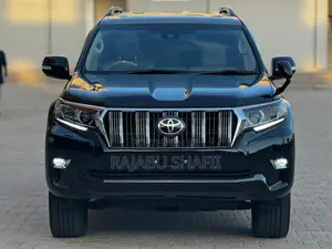 Photo - Toyota Land Cruiser Prado 3.0 172hp 2021 Black