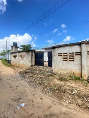 3bdrm House in Dalalipapaatzseven, Bunju for sale