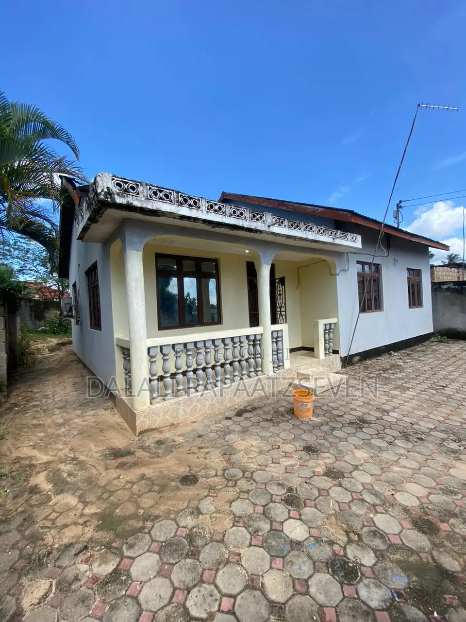 3bdrm House in Dalalipapaatzseven, Bunju for sale