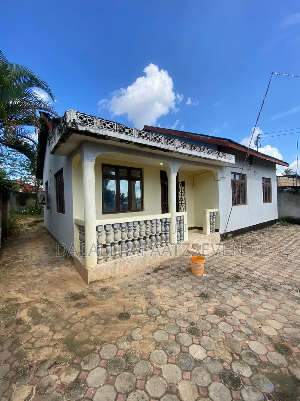 3bdrm House in Dalalipapaatzseven, Bunju for sale