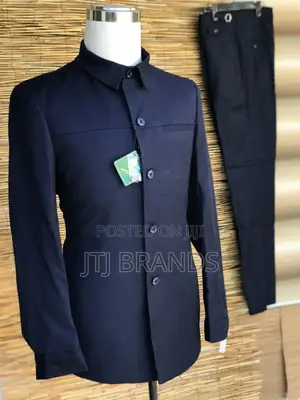 Safari Suits Nyeusi