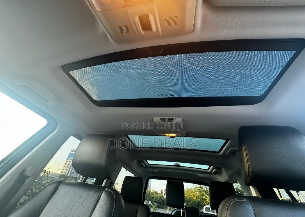 Land Rover Discovery 2013 Green