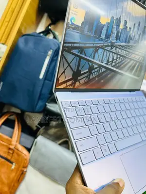 New Laptop Dell Adamo XPS 32GB Intel Core I7 SSD 1T