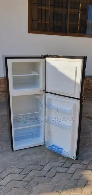 Boss Fridge Lt 168